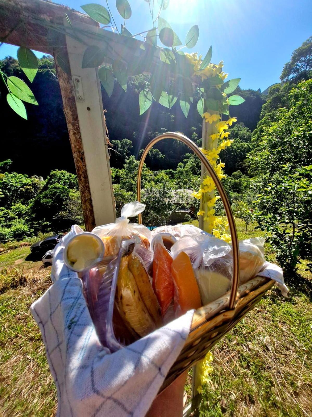 Na Montanha Com Vista Cascata Saojudas
